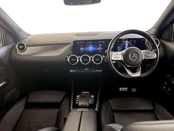 Used Mercedes-Benz GLA 2021 for sale - 77085246: Photo