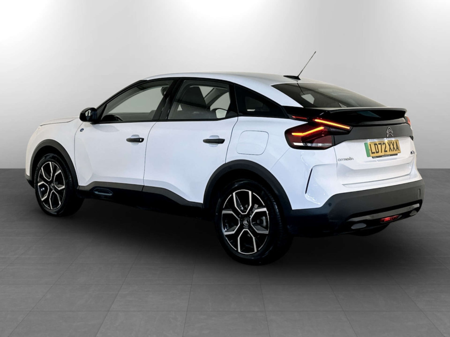 Used Citroen C4 2022 for sale - 77656573: Photo 8