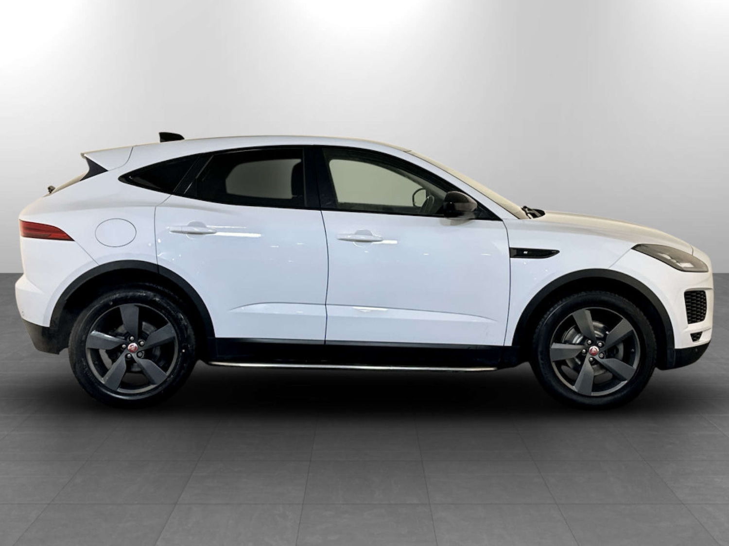 Used Jaguar E-Pace 2018 for sale - 77482420: Photo 11