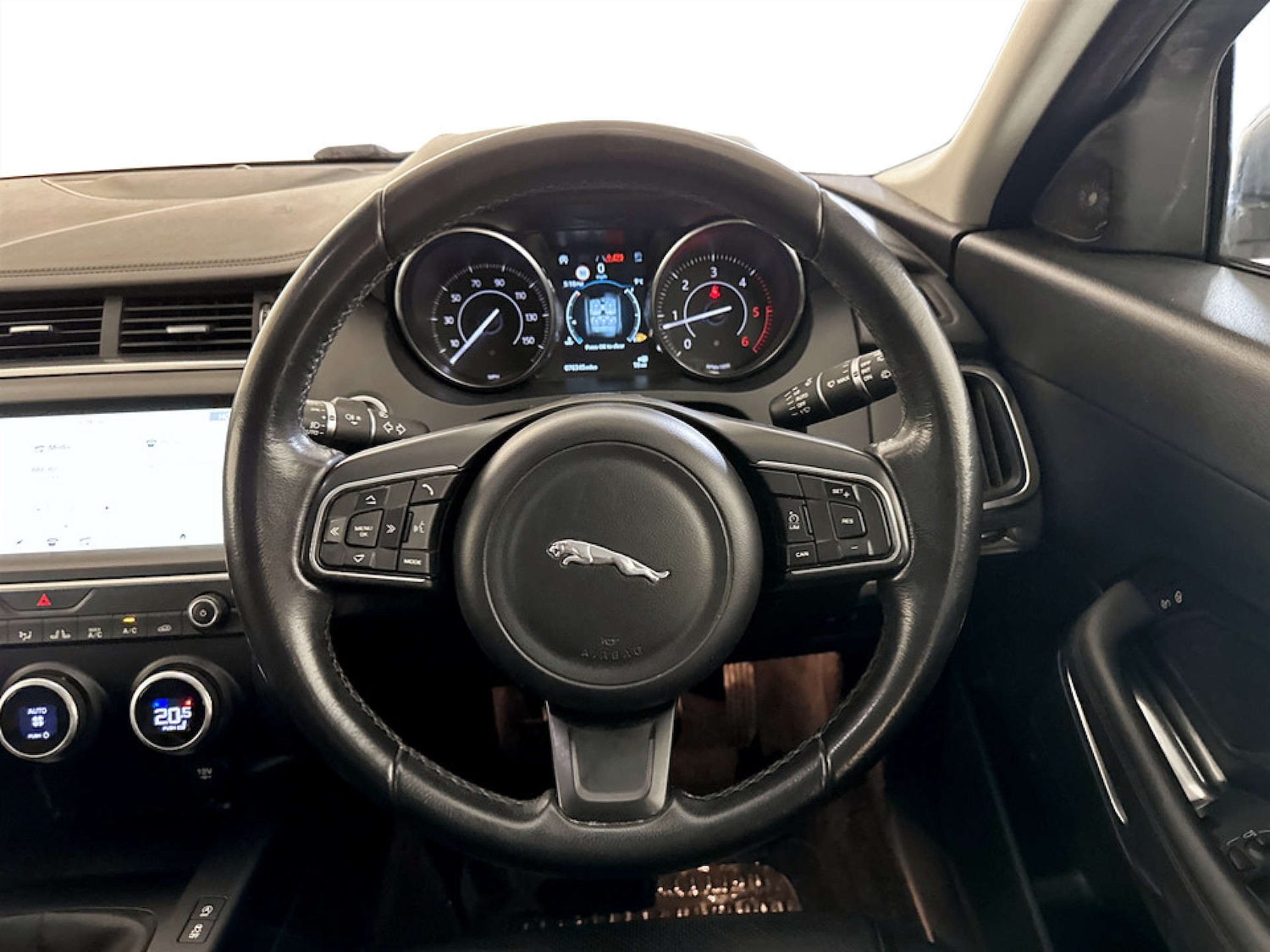 Used Jaguar E-Pace 2018 for sale - 77482420: Photo 15