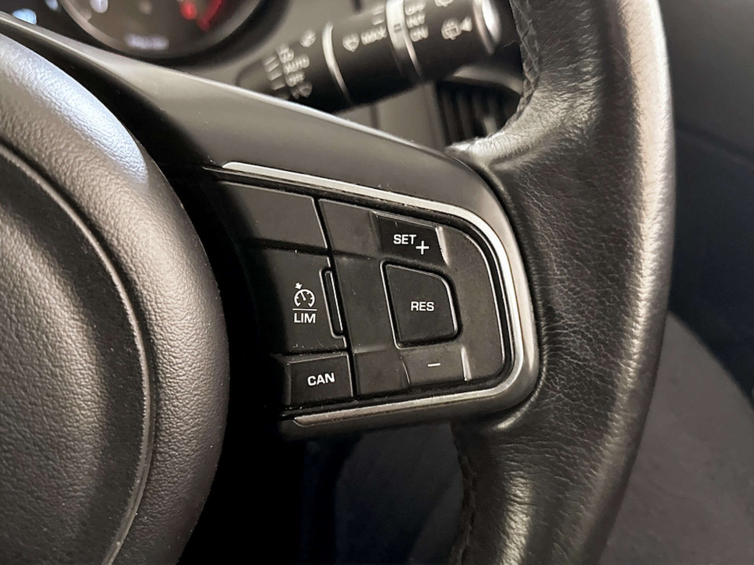 Used Jaguar E-Pace 2018 for sale - 77482420: Photo 19