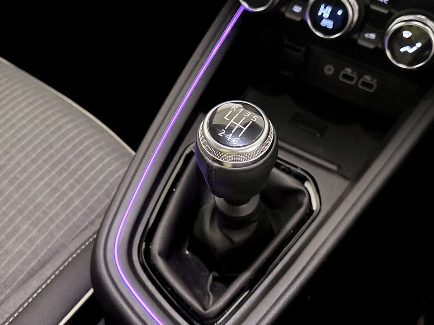 Used Renault Clio 2024 for sale - 77366795: Photo 26