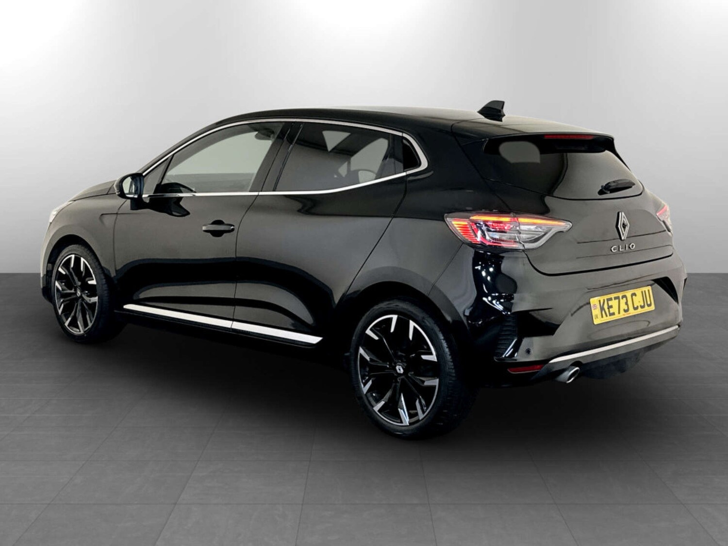 Used Renault Clio 2024 for sale - 77366795: Photo 7