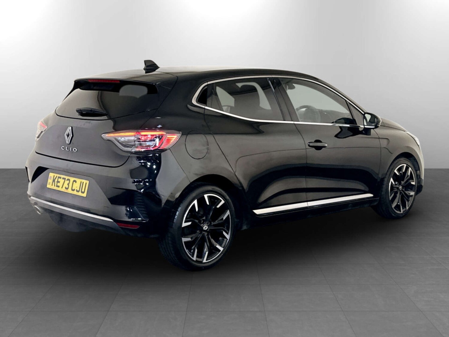 Used Renault Clio 2024 for sale - 77366795: Photo 9