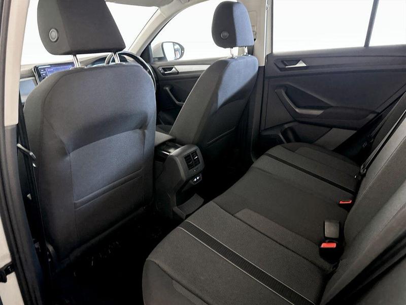 Used Volkswagen T-Roc 2022 for sale - 76344437: Photo 14