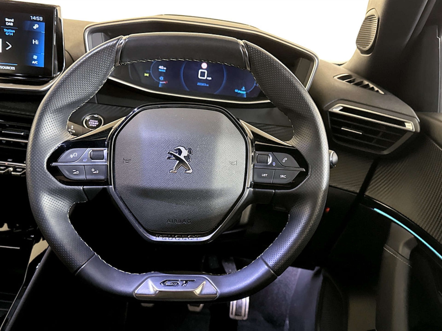 Used Peugeot 2008 2022 for sale - 77185802: Photo 17