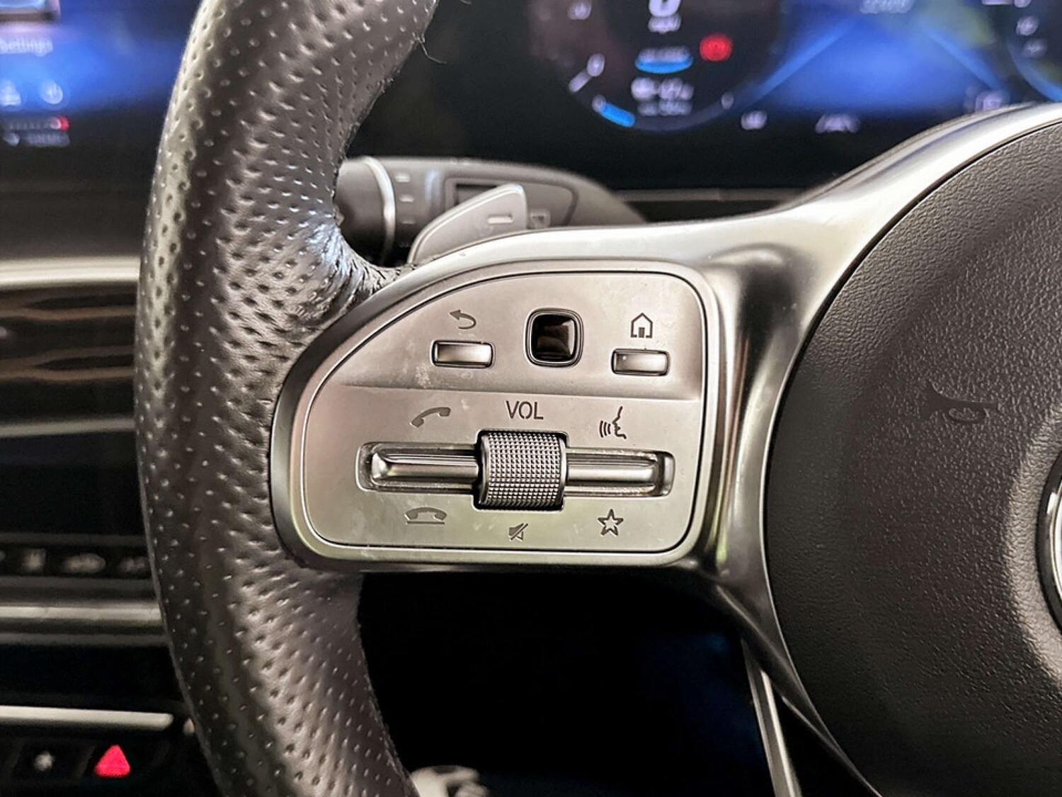 Used Mercedes-Benz EQC 2022 for sale - 77735013: Photo 17