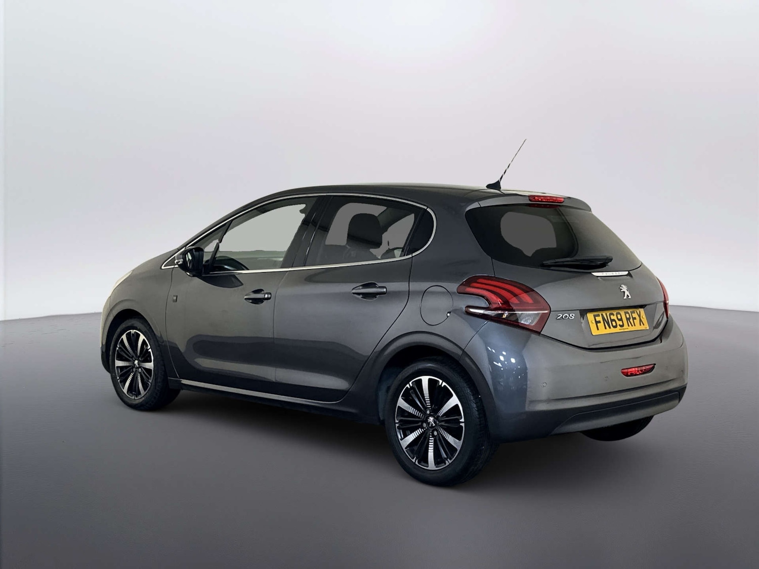 Used Peugeot 208 2019 for sale - 78026403: Photo 8