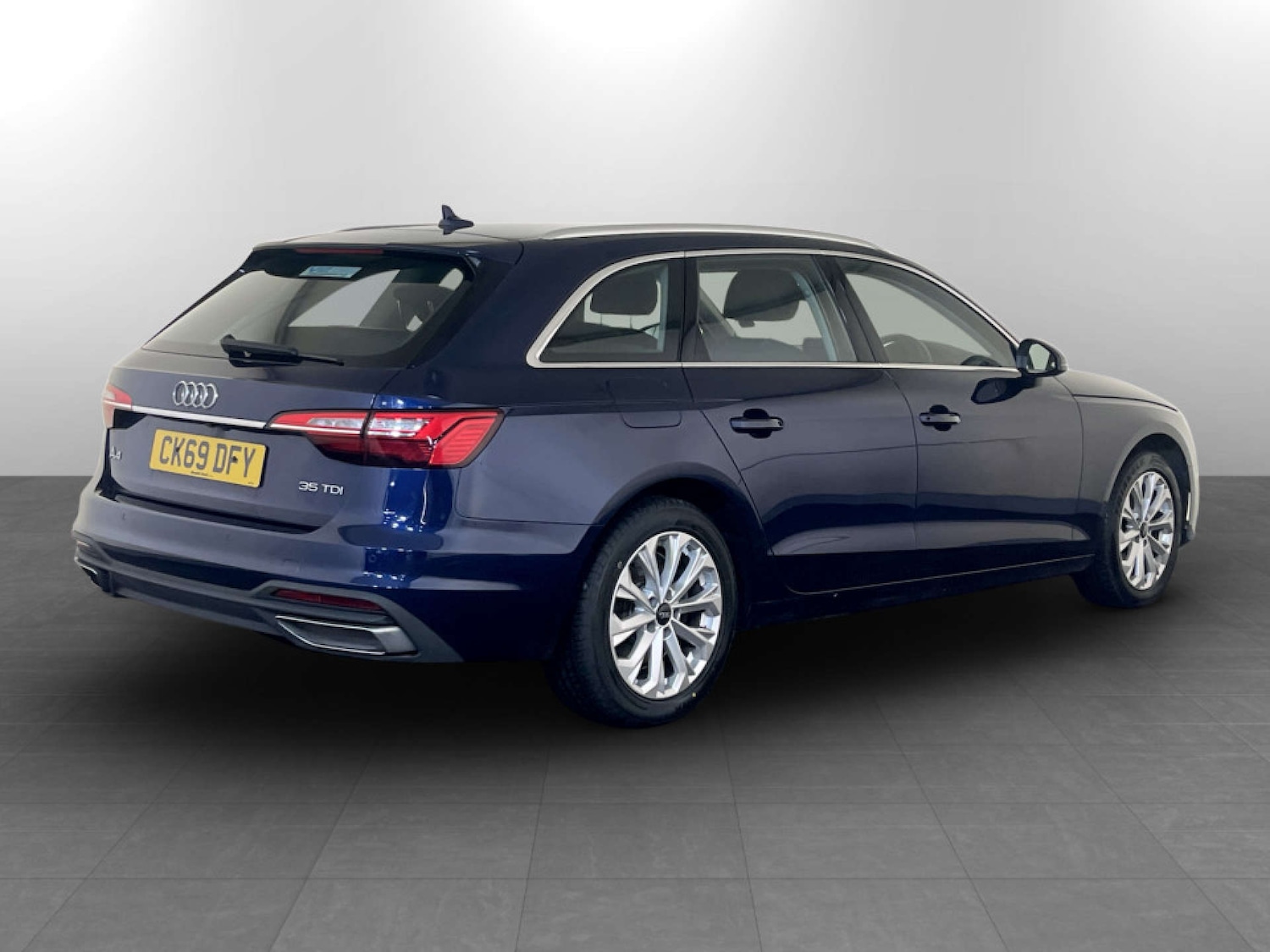 Used Audi A4 2019 for sale - 77655628: Photo 10