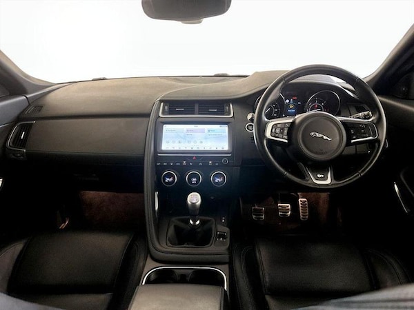 Used Jaguar E-Pace 2019 for sale - 76196473: Photo 3