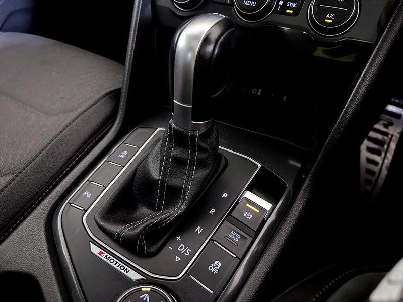 Used Volkswagen Tiguan 2017 for sale - 76557456: Photo 27