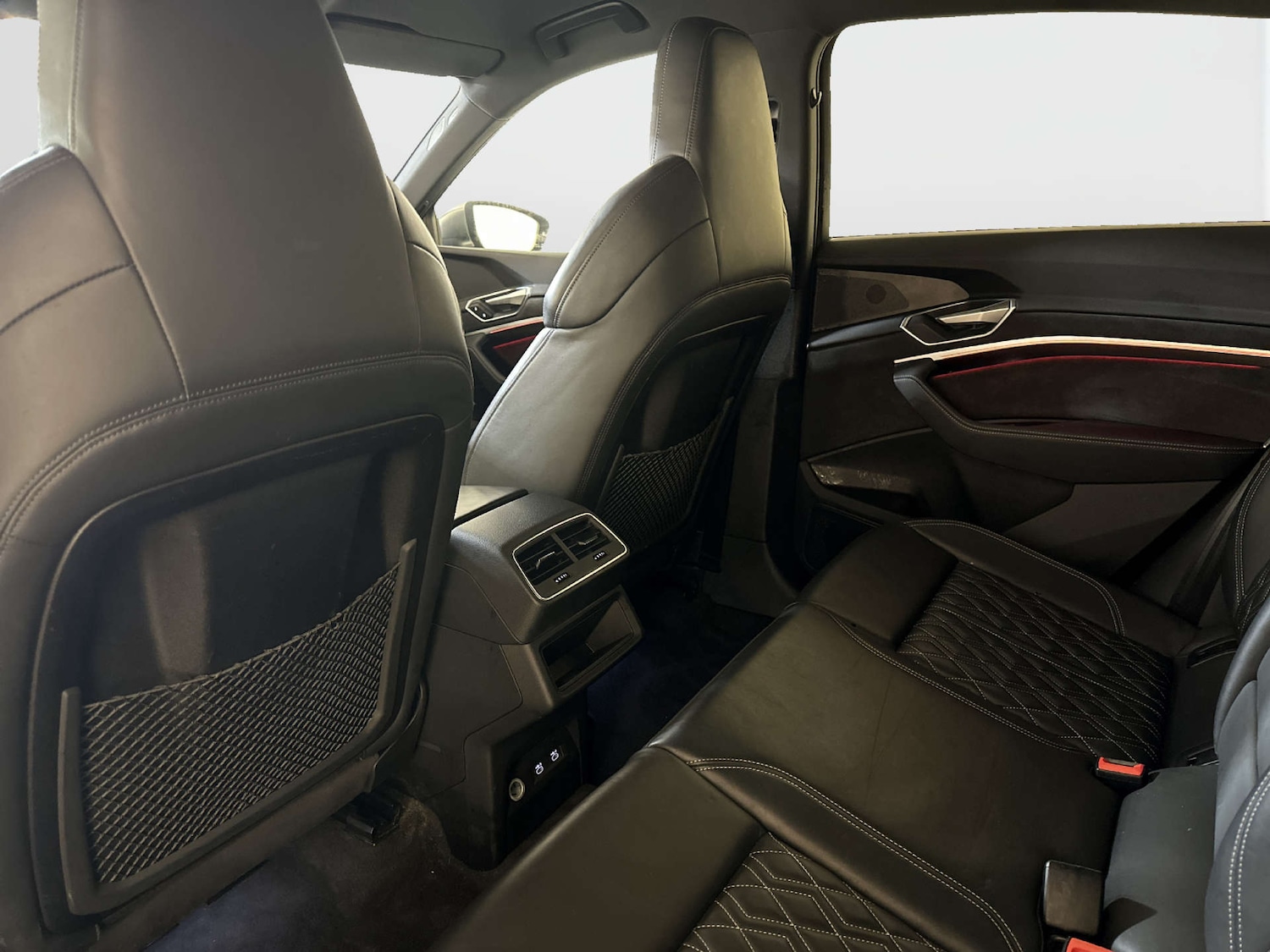 Used Audi e-tron 2021 for sale - 77872400: Photo 14