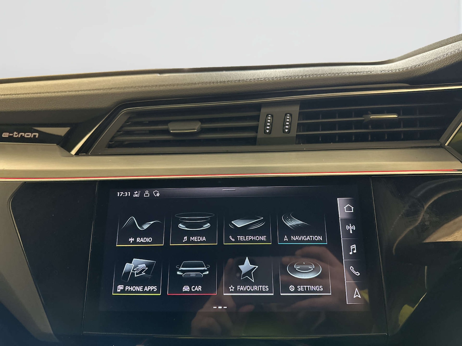 Used Audi e-tron 2021 for sale - 77872400: Photo 22