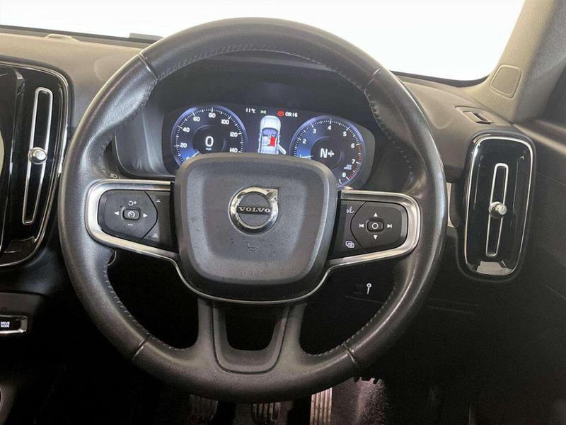 Used Volvo XC40 2018 for sale - 77055893: Photo 16