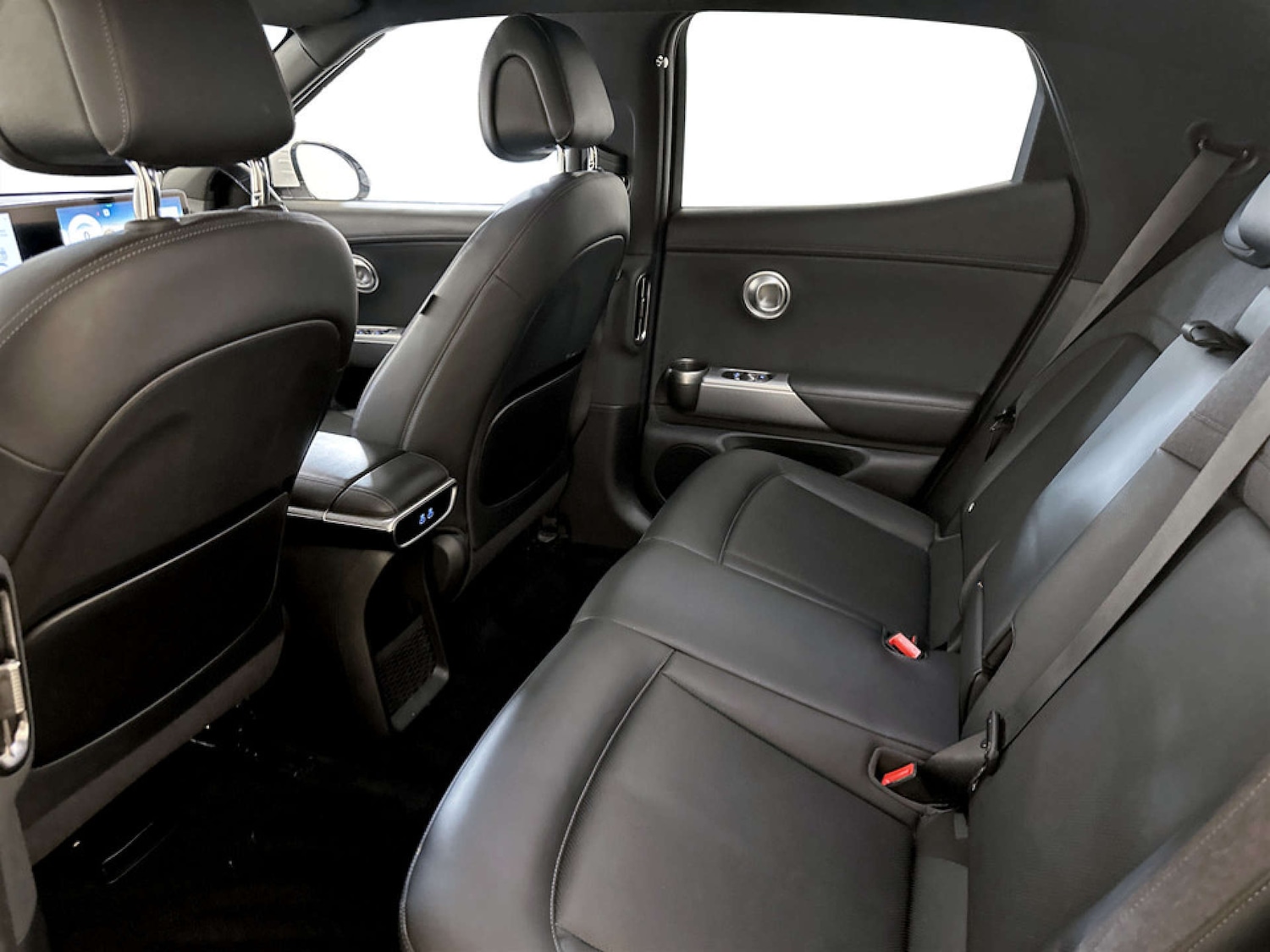 Used Genesis GV60 2023 for sale - 77667834: Photo 13