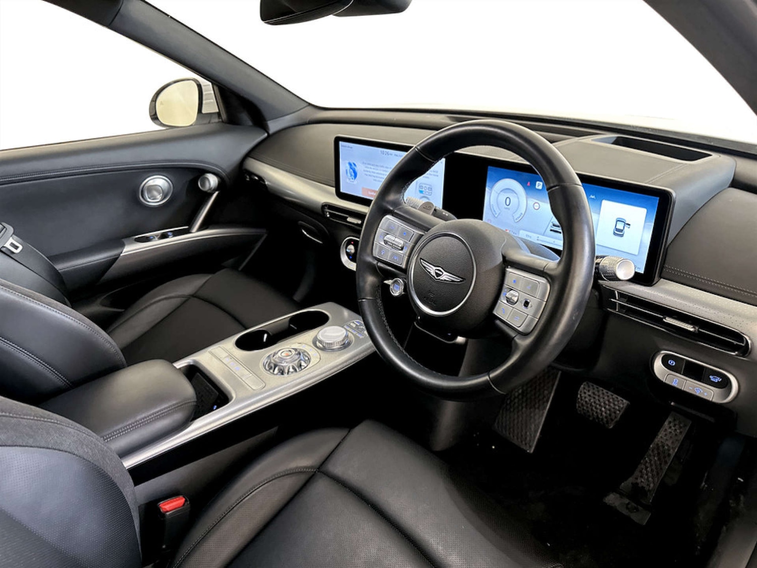 Used Genesis GV60 2023 for sale - 77667834: Photo 14