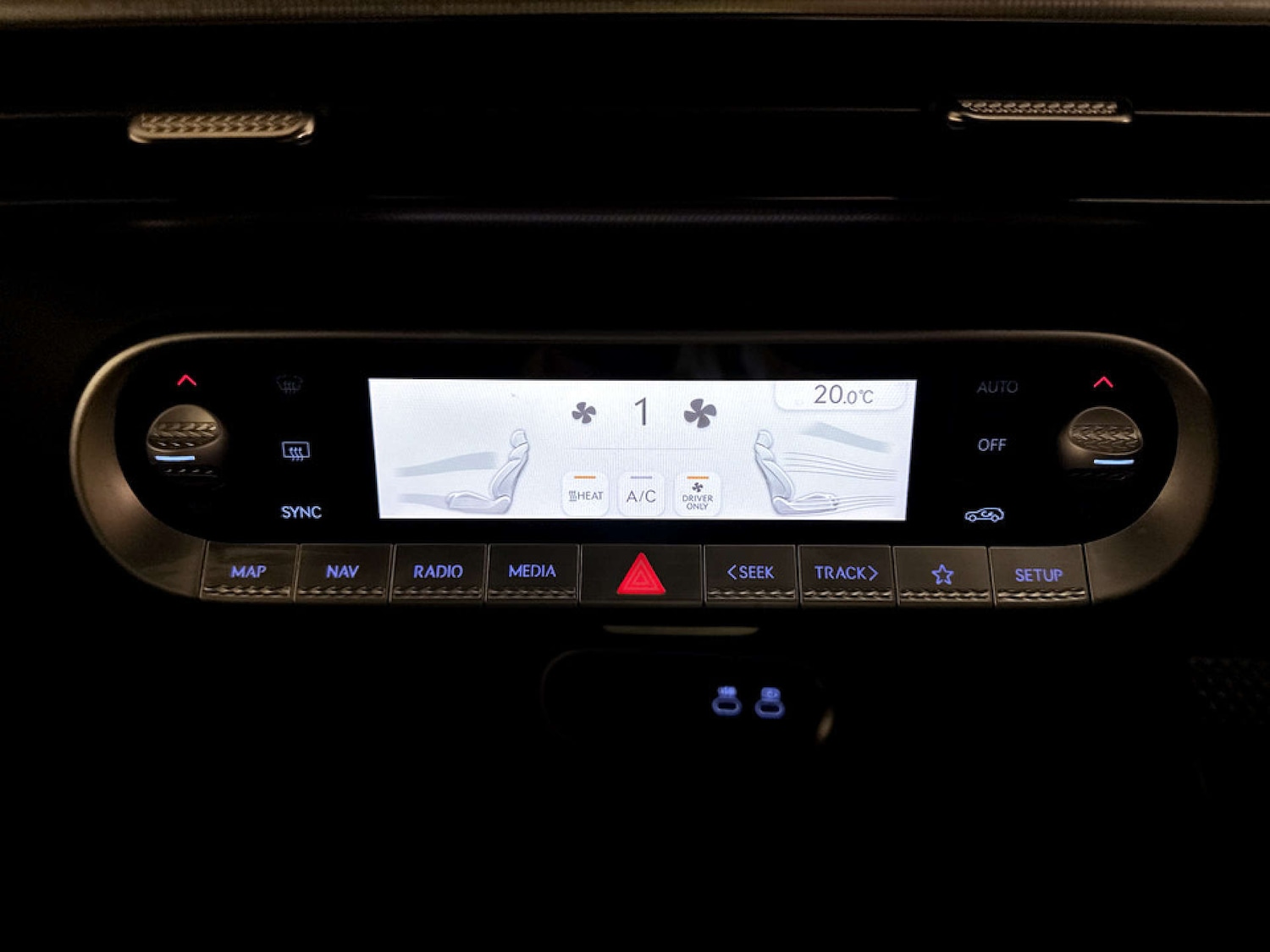 Used Genesis GV60 2023 for sale - 77667834: Photo 24