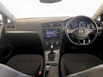 Used Volkswagen Golf 2019 for sale - 76076648: Photo 3