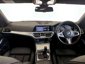 Used BMW 3 Series 2021 for sale - 76825818: Photo