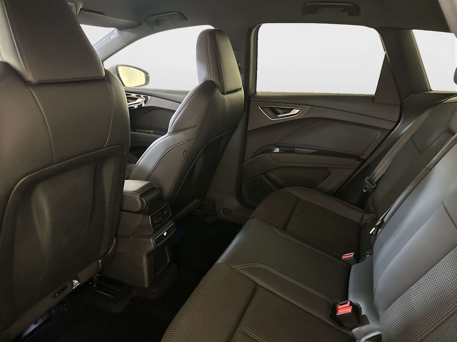 Used Audi Q4 e-tron 2022 for sale - 78026359: Photo 14