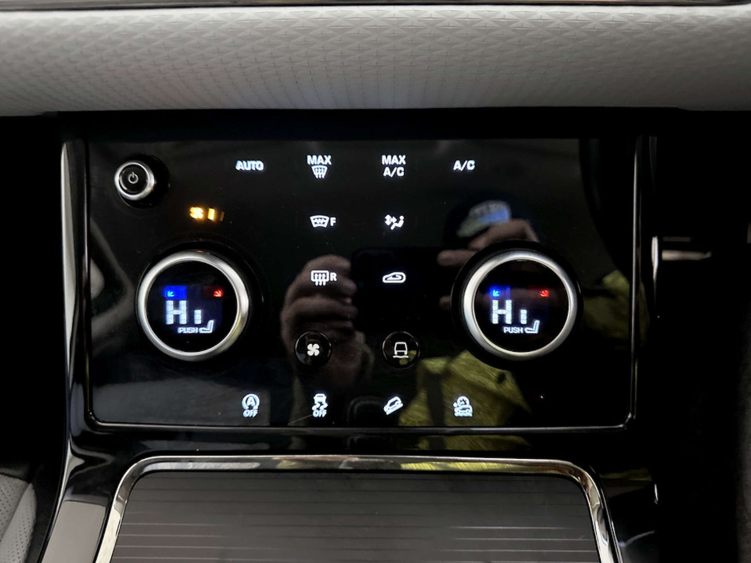 Used Land Rover Range Rover Evoque 2022 for sale - 77185826: Photo 24