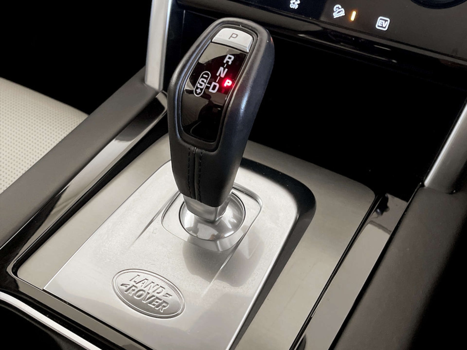 Used Land Rover Discovery Sport 2022 for sale - 77434625: Photo 25