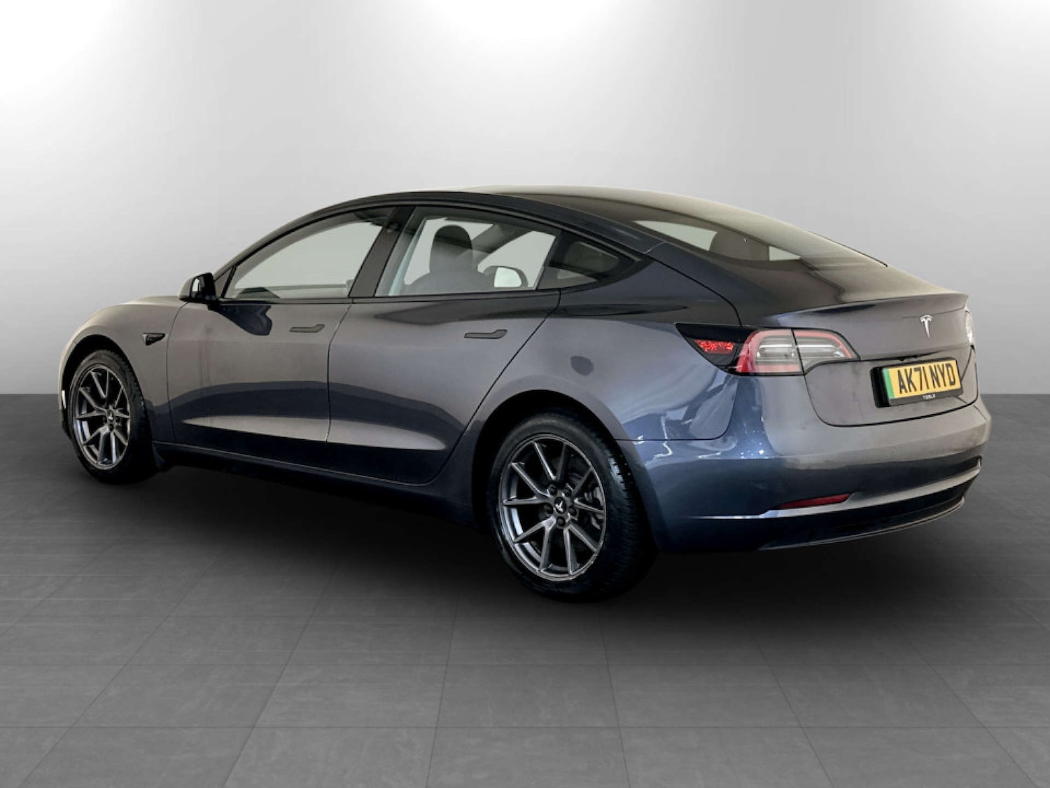 Used Tesla Model 3 2021 for sale - 77434630: Photo 8
