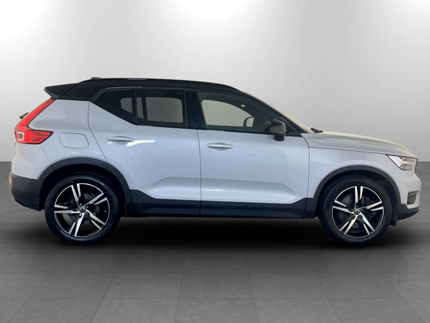 Used Volvo XC40 2021 for sale - 77531866: Photo 11
