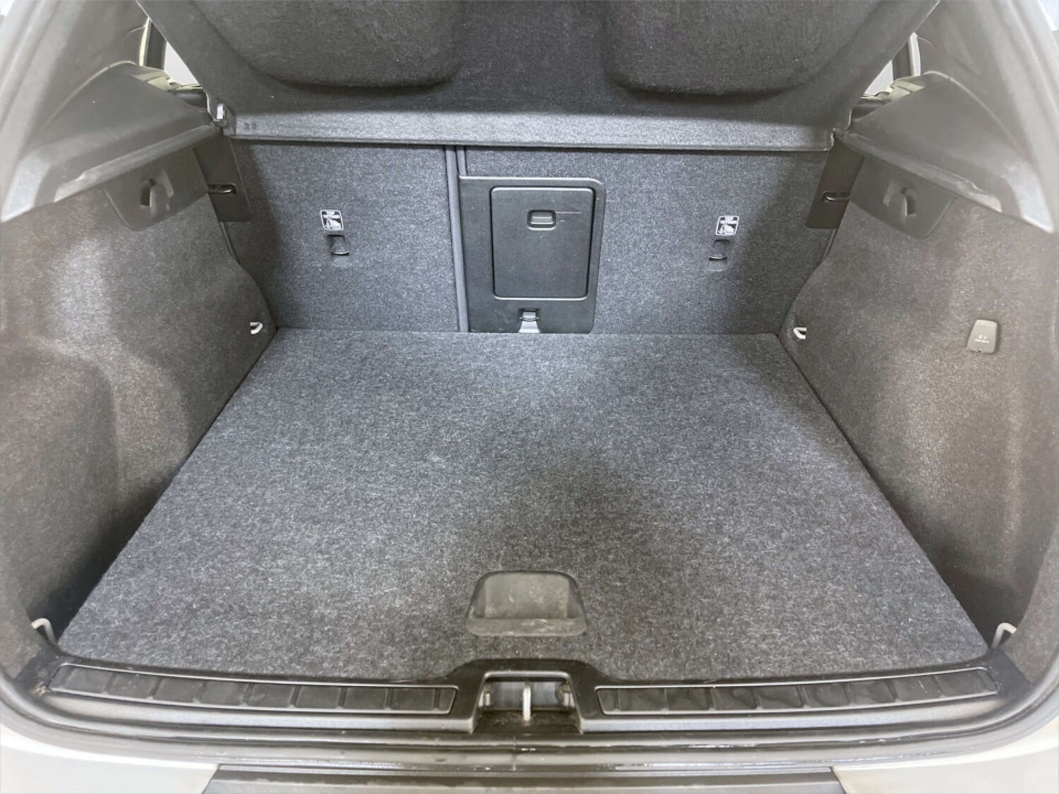 Used Volvo XC40 2021 for sale - 77531866: Photo 15