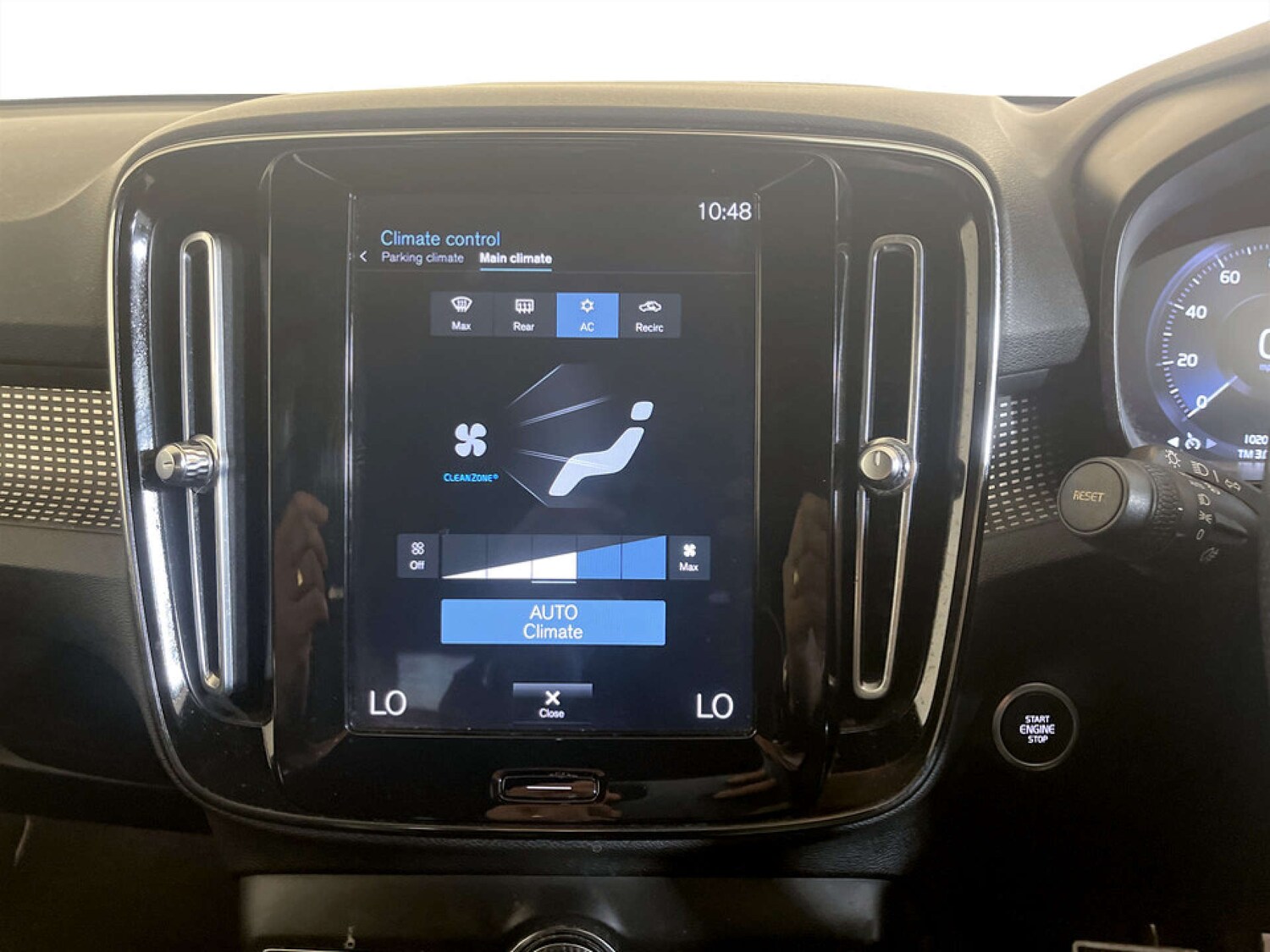 Used Volvo XC40 2021 for sale - 77531866: Photo 24