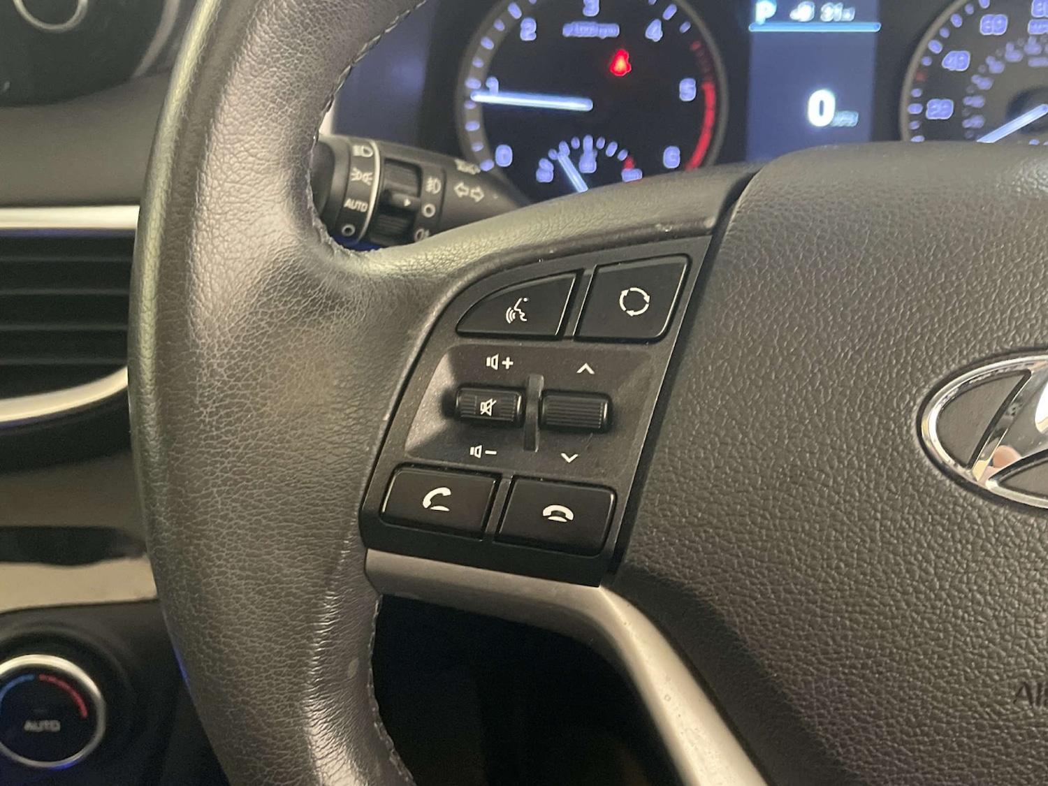 Used Hyundai TUCSON 2019 for sale - 77872444: Photo 18