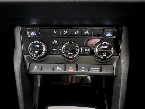 Used Skoda Karoq 2020 for sale - 76266155: Photo 25