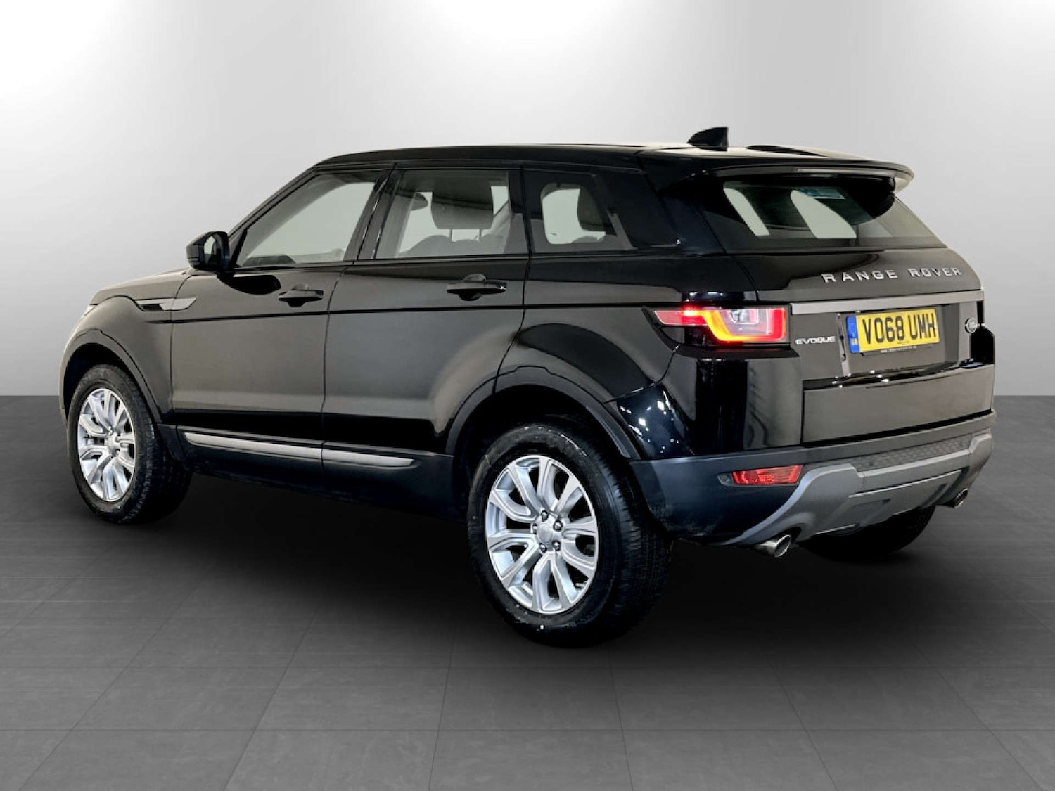 Used Land Rover Range Rover Evoque 2018 for sale - 77469923: Photo 8