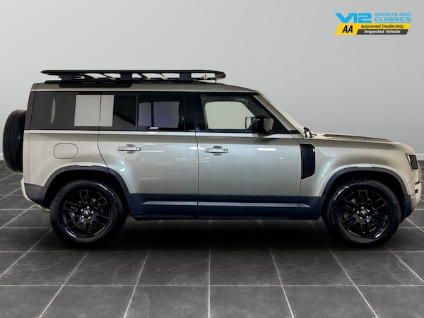 Used Land Rover Defender 2021 for sale - 75713648: Photo 11