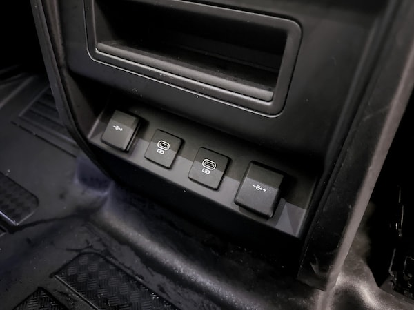 Used Land Rover Defender 2021 for sale - 75713648: Photo 30