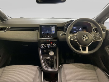 Used Renault Clio 2024 for sale - 79487376: Photo
