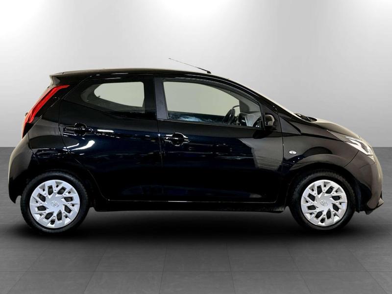 Used Toyota AYGO 2021 for sale - 77023017: Photo 11