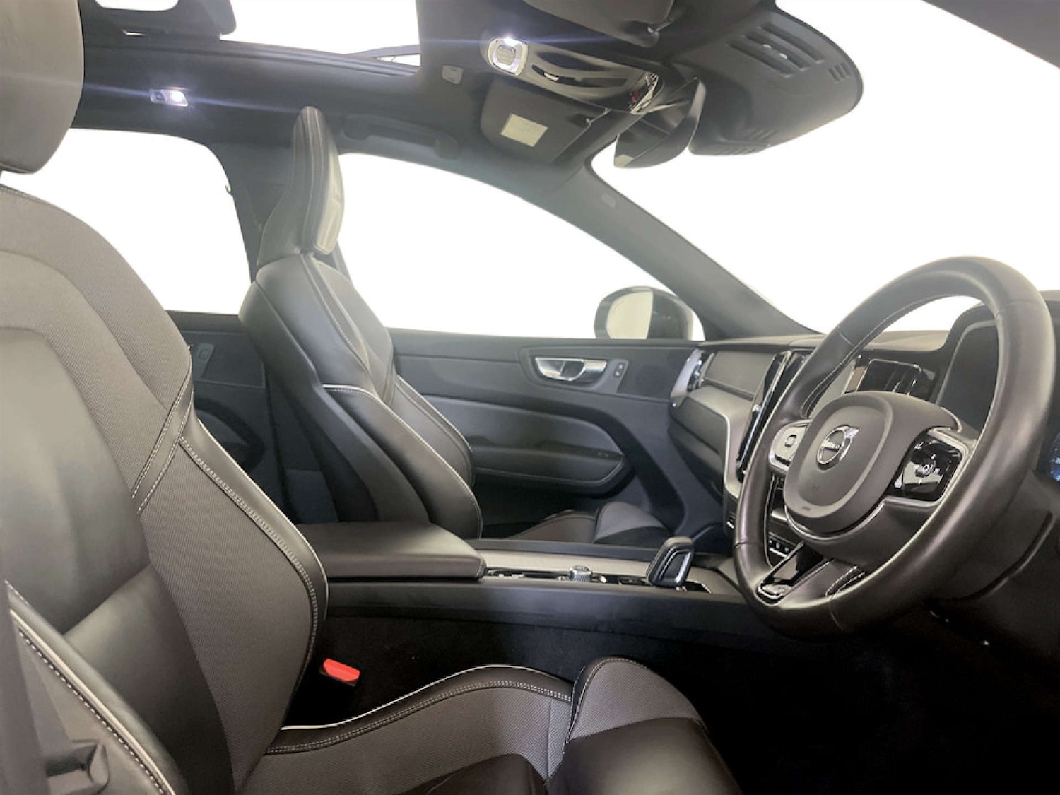 Used Volvo XC60 2020 for sale - 77506824: Photo 13