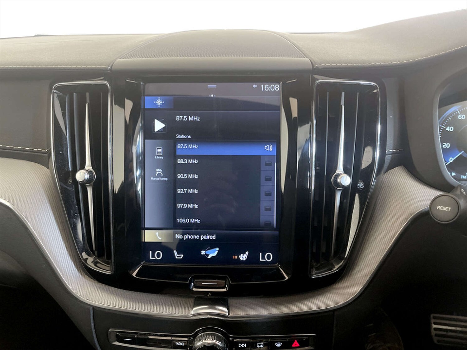 Used Volvo XC60 2020 for sale - 77506824: Photo 25