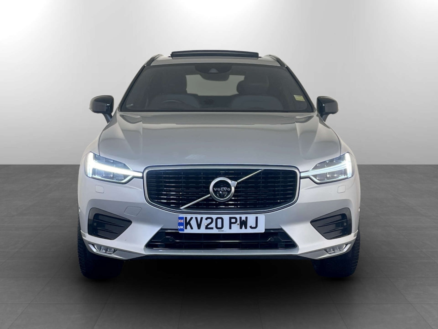Used Volvo XC60 2020 for sale - 77506824: Photo 5