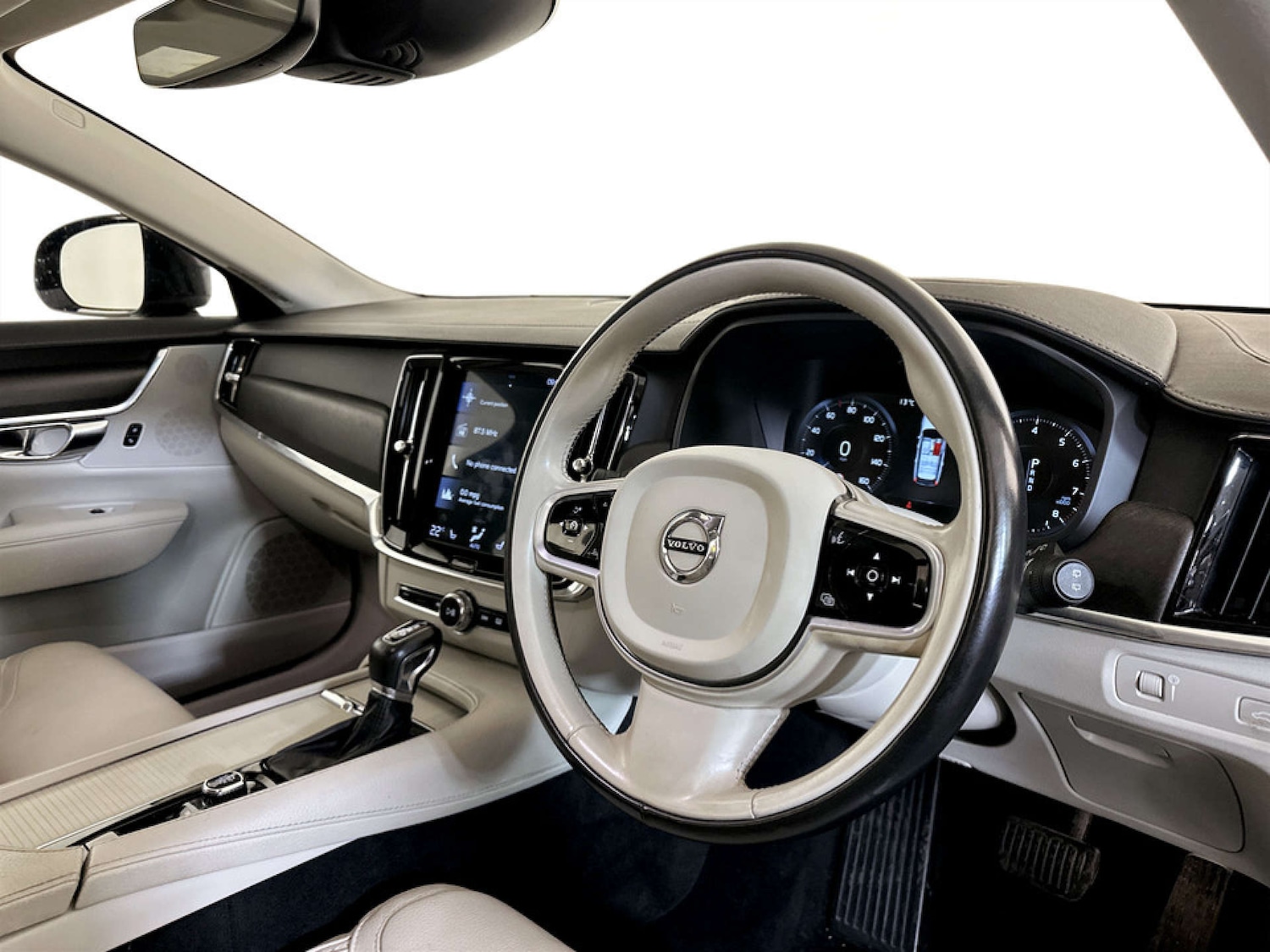 Used Volvo V90 Cross Country 2019 for sale - 77186083: Photo 15