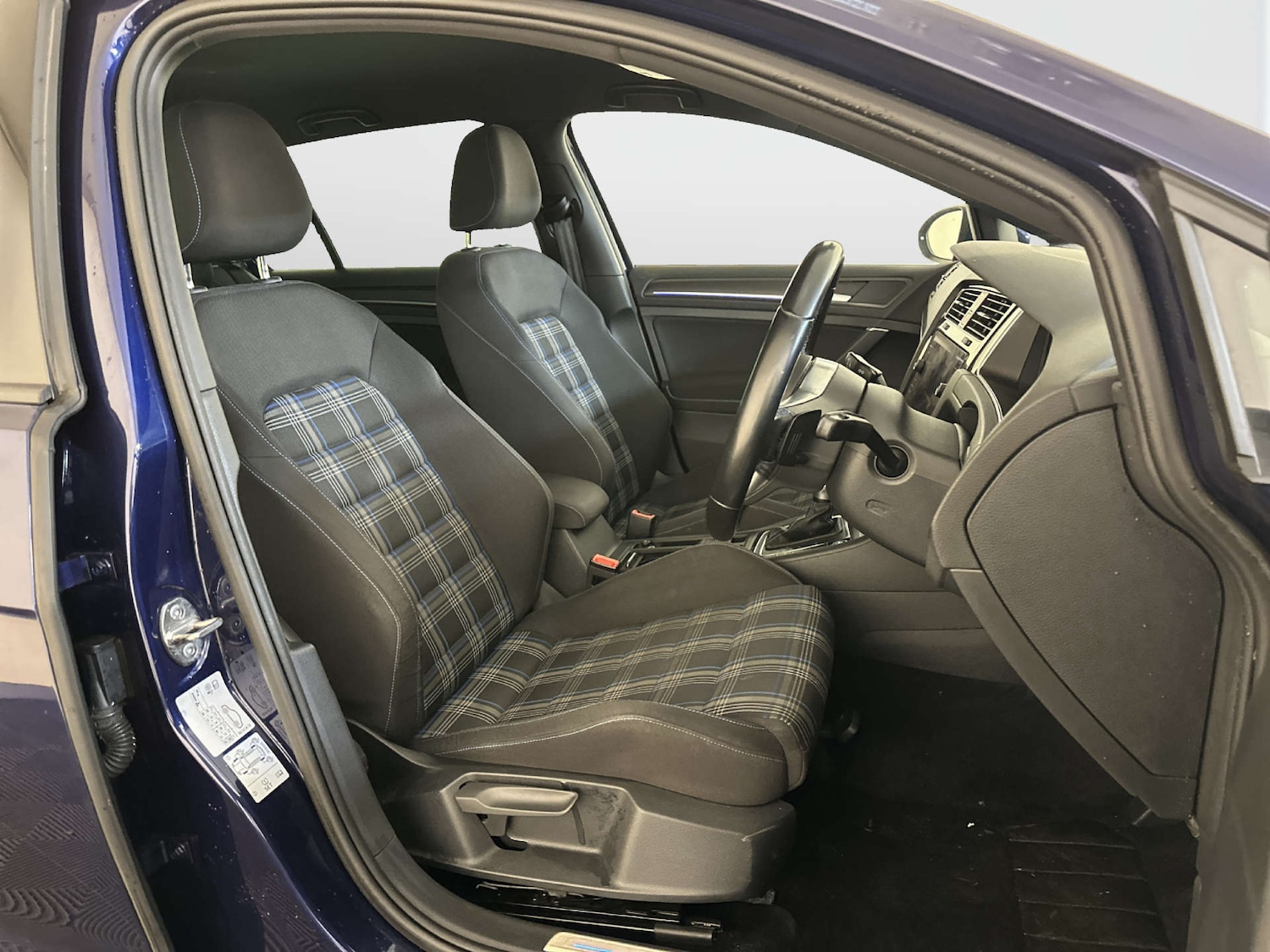 Used Volkswagen Golf 2020 for sale - 78026401: Photo 13