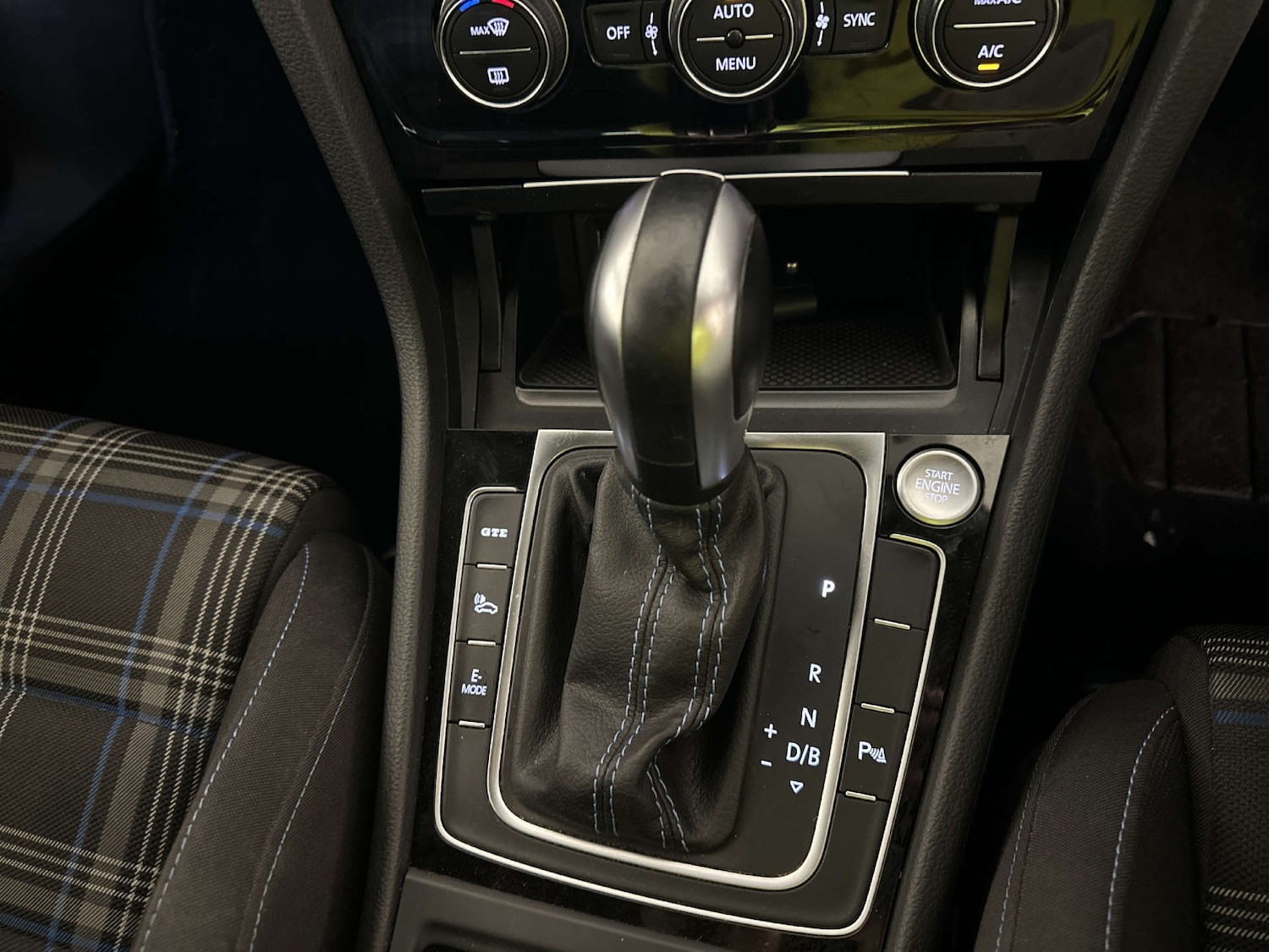 Used Volkswagen Golf 2020 for sale - 78026401: Photo 24