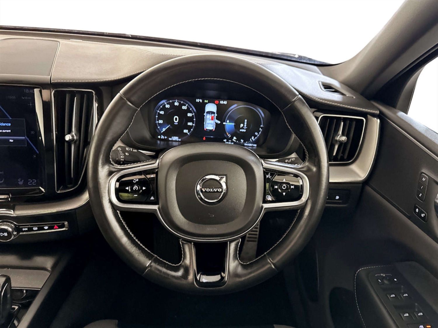 Used Volvo XC60 2021 for sale - 77452508: Photo 16