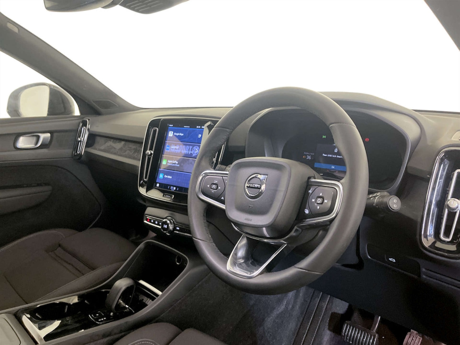 Used Volvo XC40 2023 for sale - 77470052: Photo 14