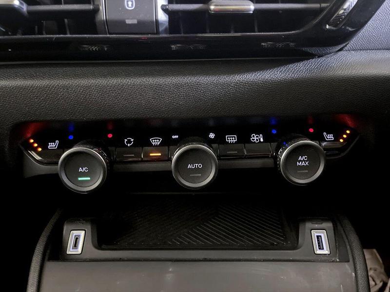 Used Citroen C4 2023 for sale - 76710154: Photo 27