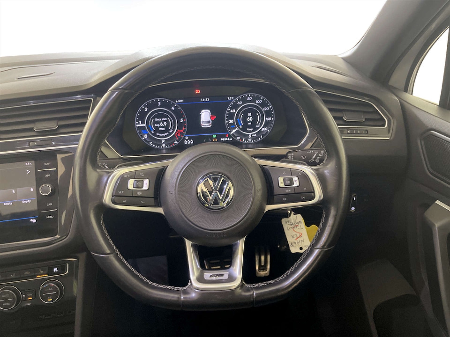Used Volkswagen Tiguan 2018 for sale - 77259141: Photo 18