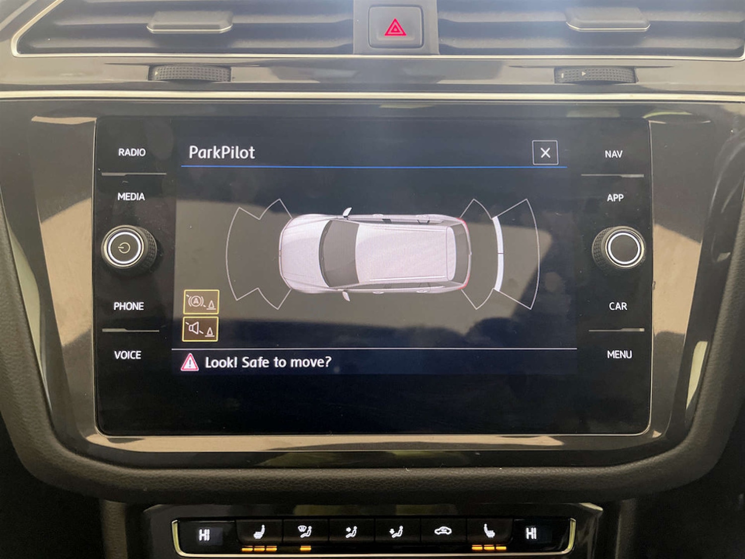 Used Volkswagen Tiguan 2018 for sale - 77259141: Photo 22