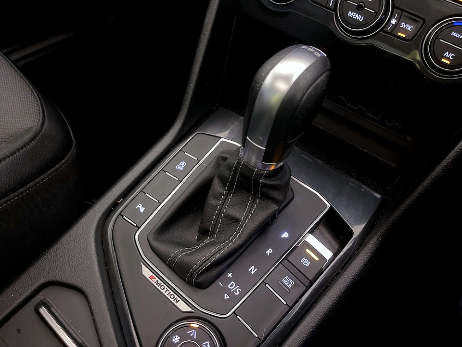 Used Volkswagen Tiguan 2018 for sale - 77259141: Photo 27