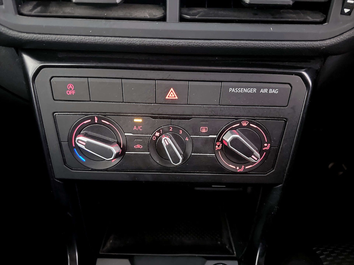 Used Volkswagen T-Cross 2019 for sale - 77186006: Photo 21